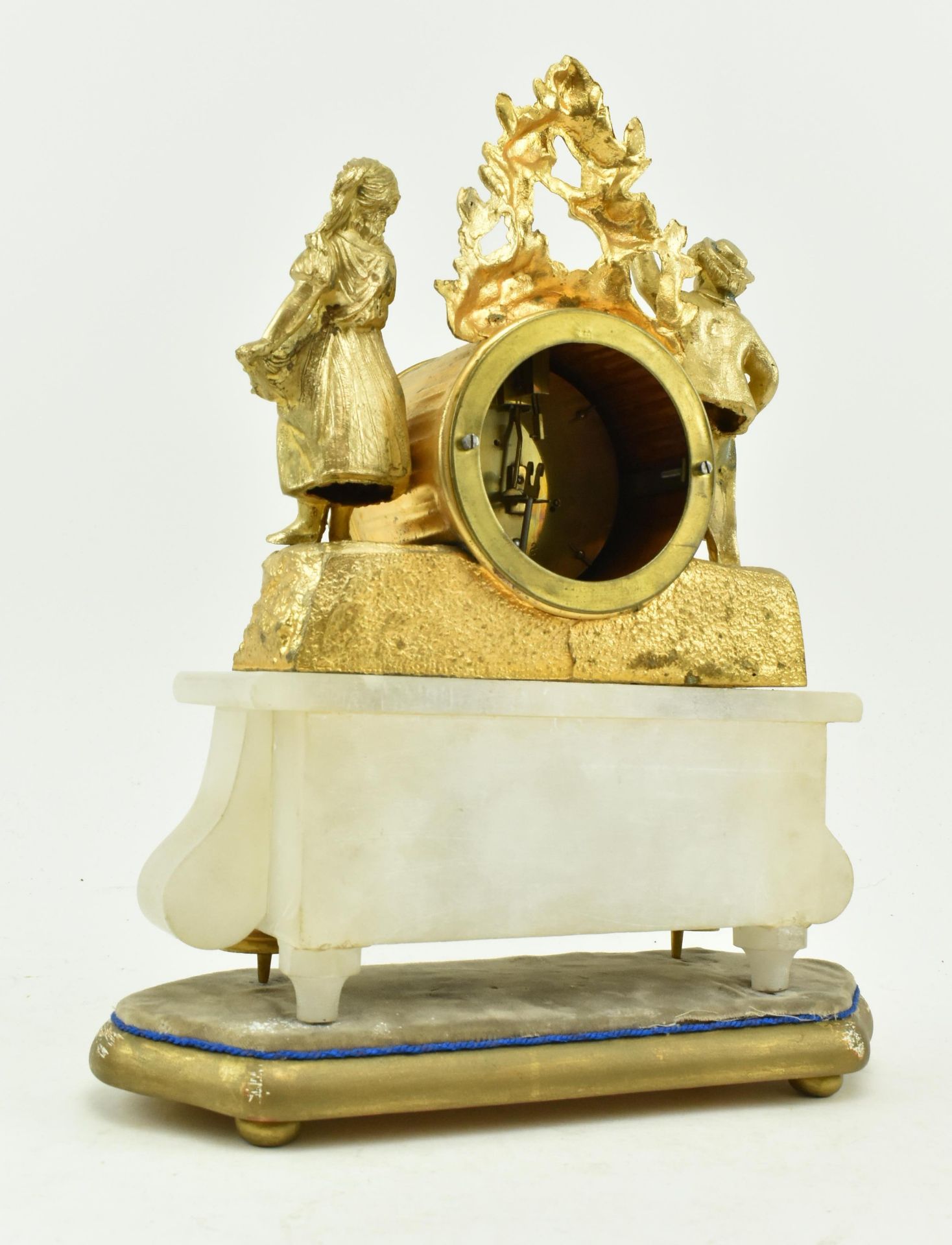 CONTINENTAL GILT METAL & ALABASTER MANTLE CLOCK - Bild 7 aus 9