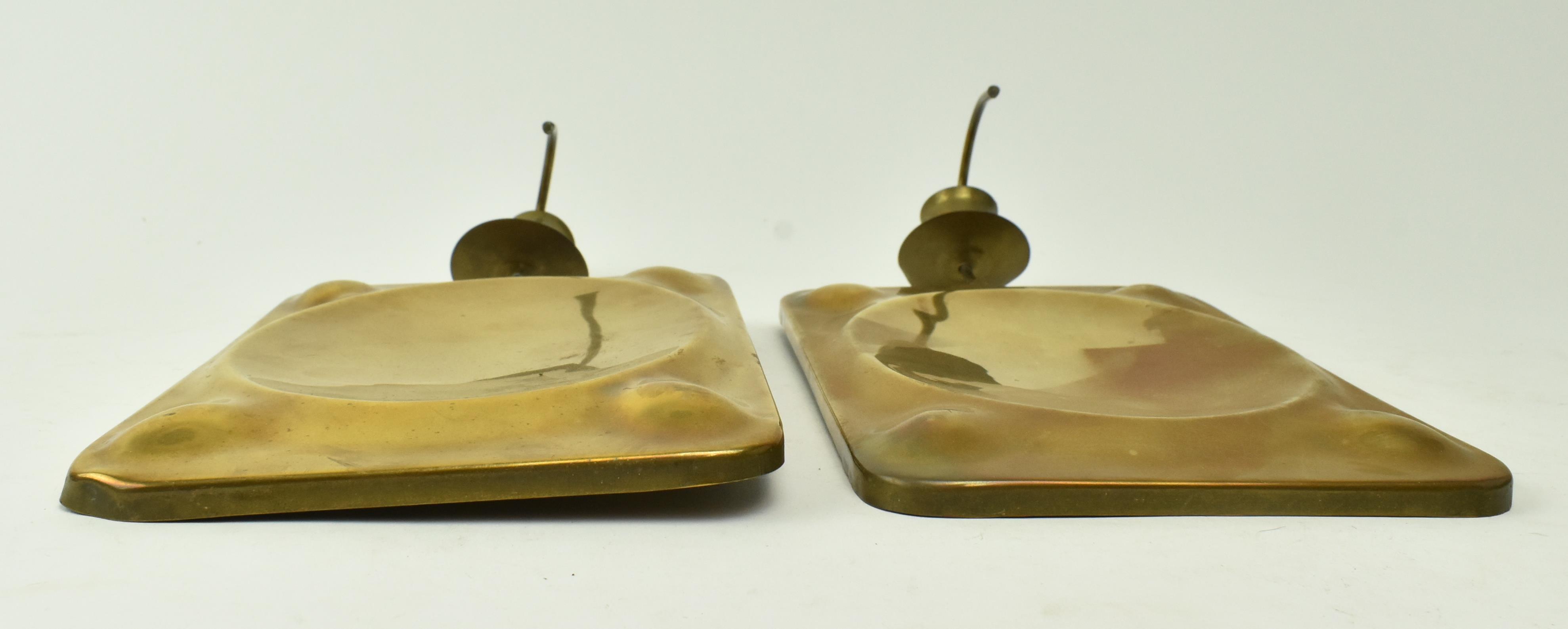 TWO VINTAGE BRASS WALL SCONCE CANDLESTICK HOLDERS - Image 3 of 4
