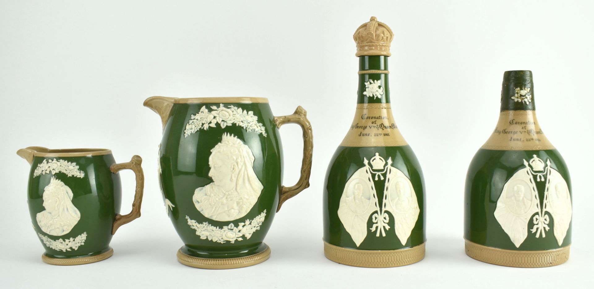 COPELAND - COMMEMORATIVE WARE QUEEN VICTORIA & GEORGE V