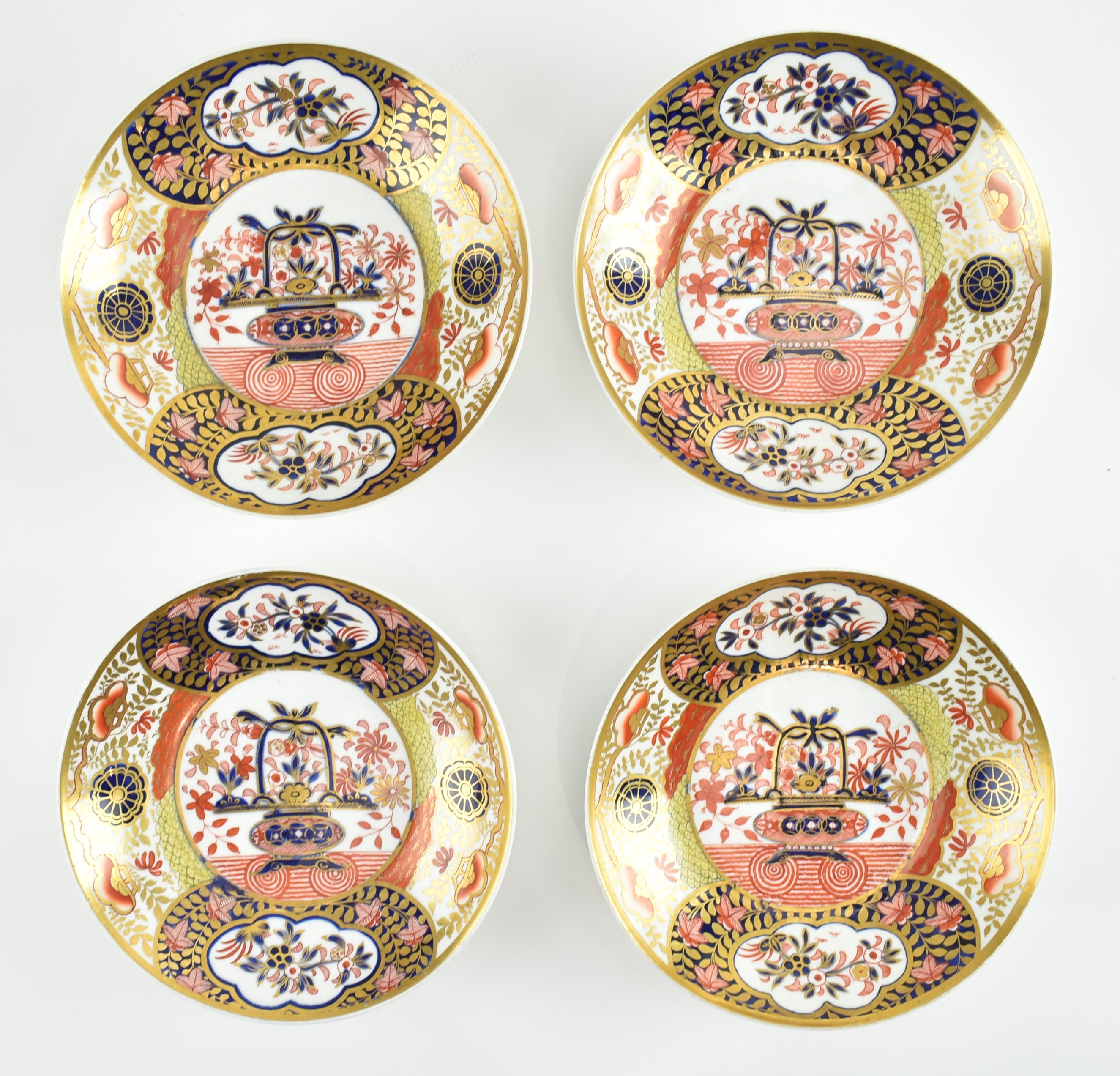 SPODE - GROUP OF FOUR 19TH CENTURY IMARI GILT SAUCERS/PLATES - Image 2 of 5