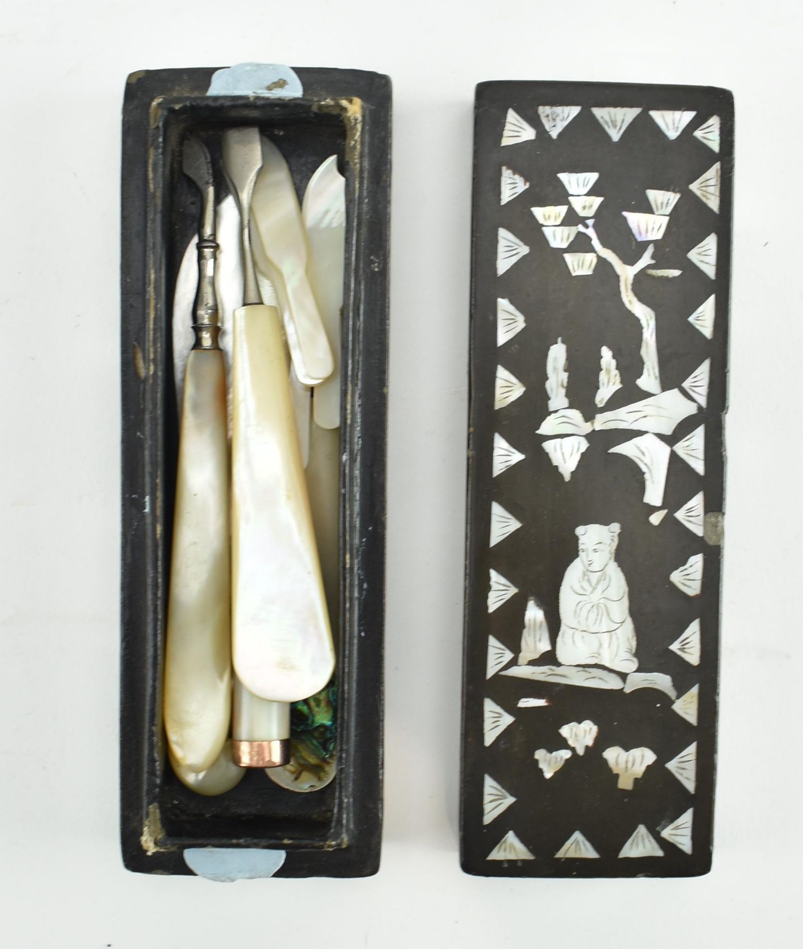 COLLECTION OF MOTHER OF PEARL INLAID ITEMS AND TRINKETS - Image 6 of 10