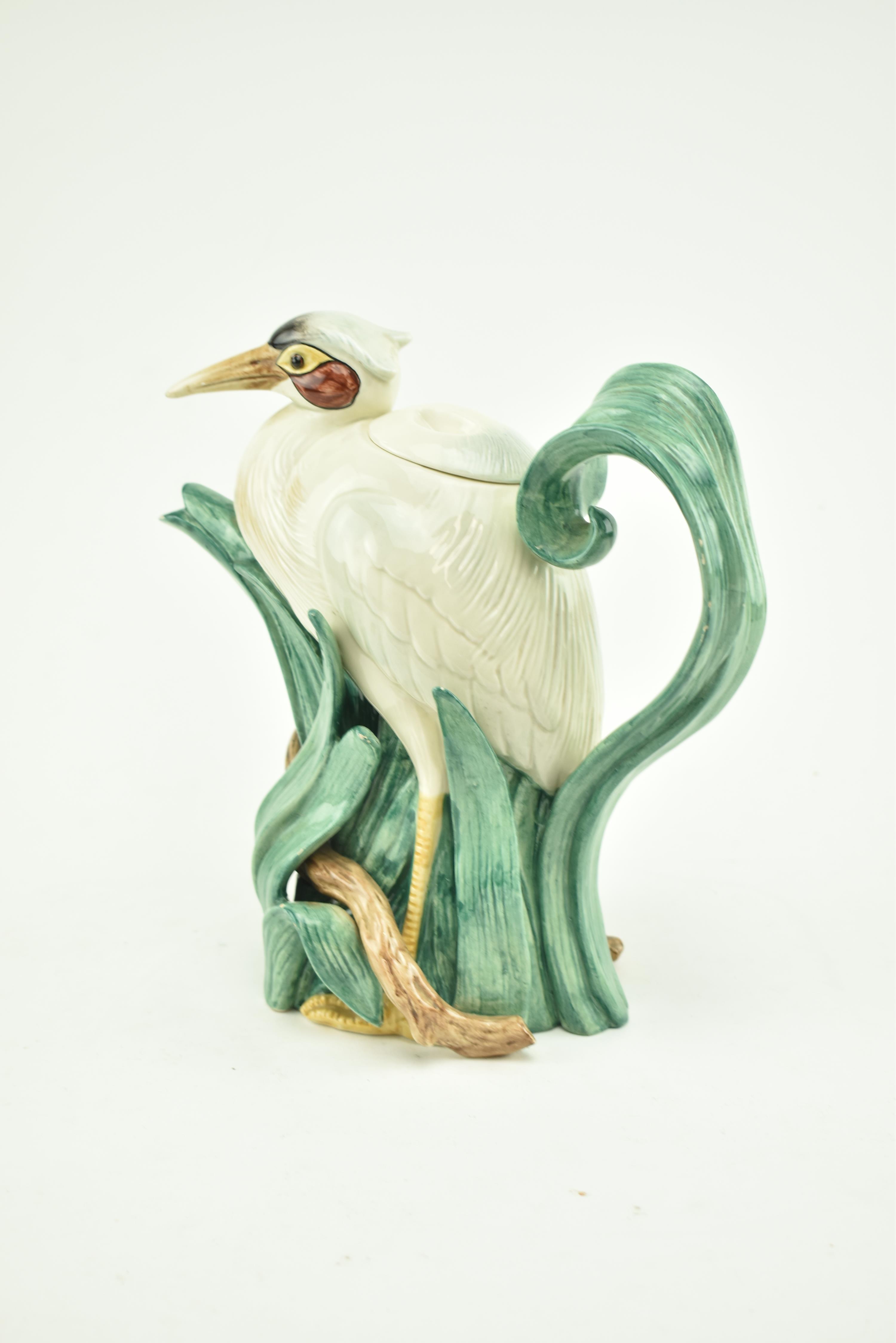 VINTAGE FITZ & FLOYD CERAMIC TEAPOT IN THE SHAPE OF A HERON - Image 5 of 6