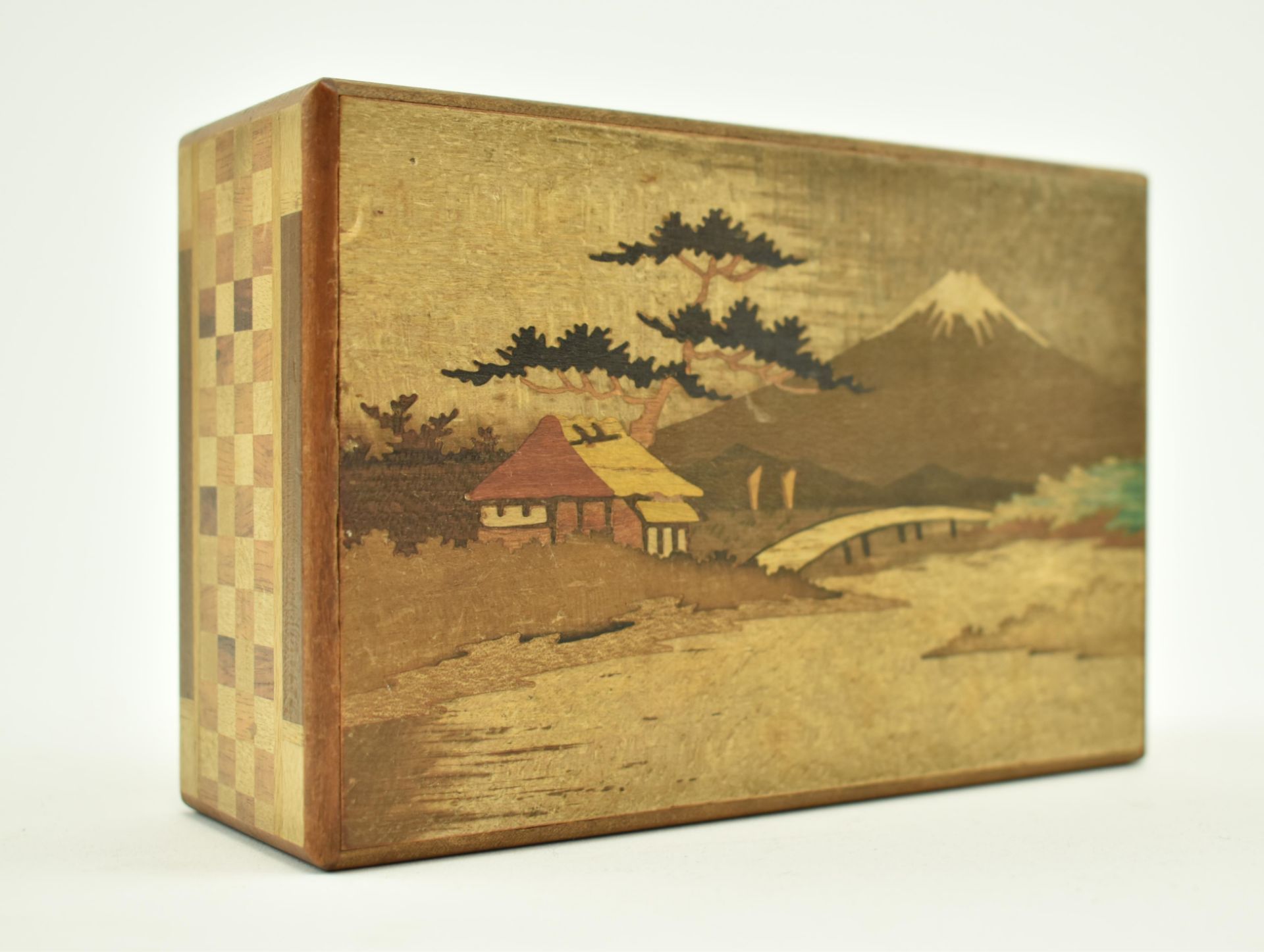 VINTAGE JAPANESE WOODEN SECRET PUZZLE BOX