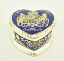 ROYAL CROWN DERBY QUEEN MOTHER LIMTED EDITION HEART BOX 115