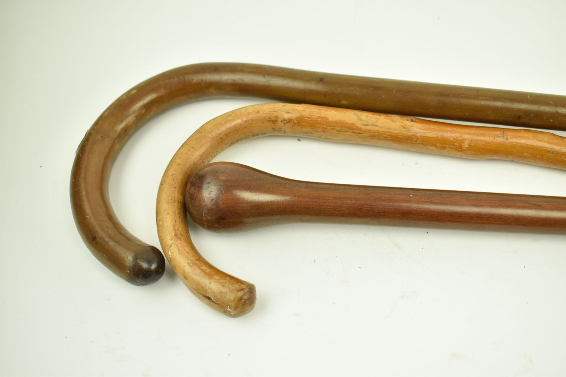 COLLECTION OF EARLY 20TH CENTURY & LATER WALKING STICKS - Image 4 of 10