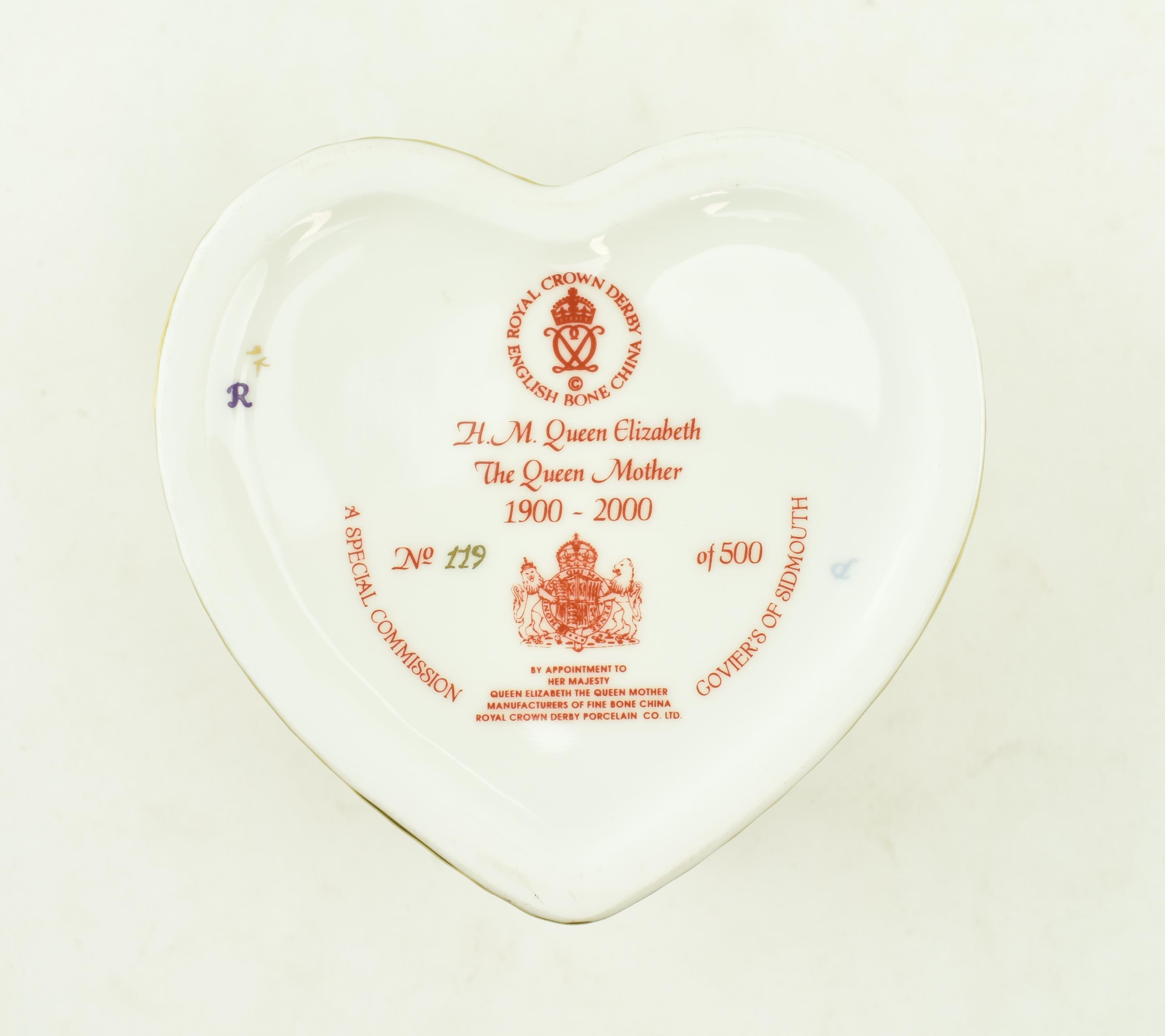 ROYAL CROWN DERBY QUEEN MOTHER LIMTED EDITION HEART BOX 115 - Bild 4 aus 6