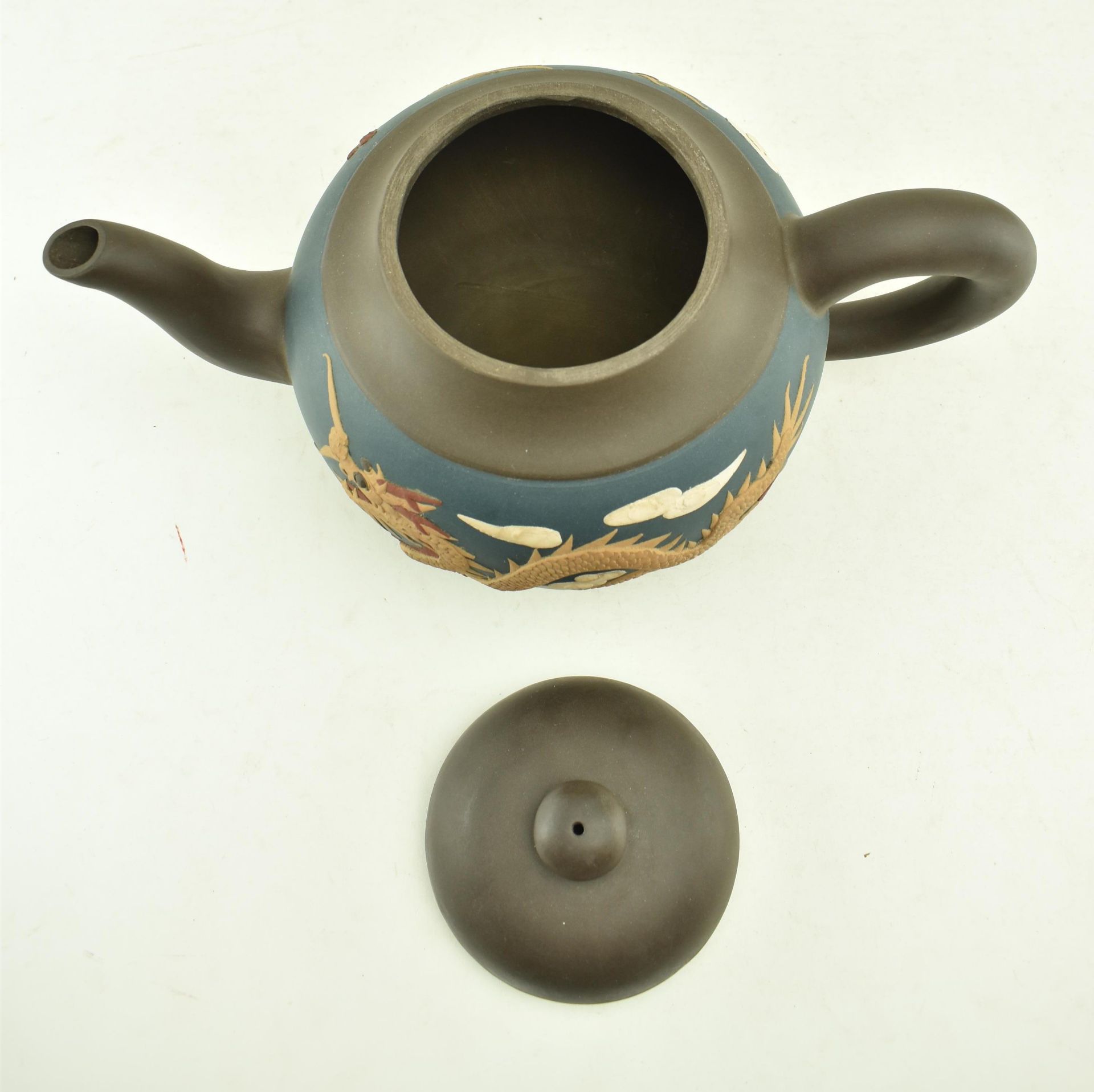 TWO 20TH CENTURY VINTAGE CHINESE ZISHA TEAPOTS - Image 3 of 9