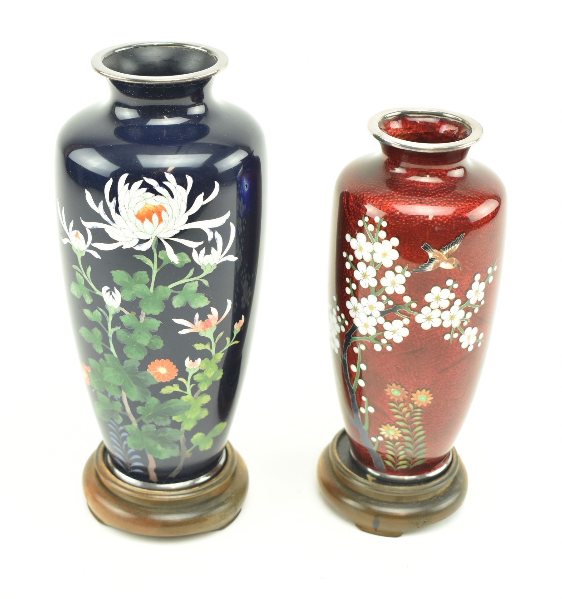 TWO JAPANESE CLOISONNE VASES ENAMELLED WITH FLOWERS - Image 7 of 7