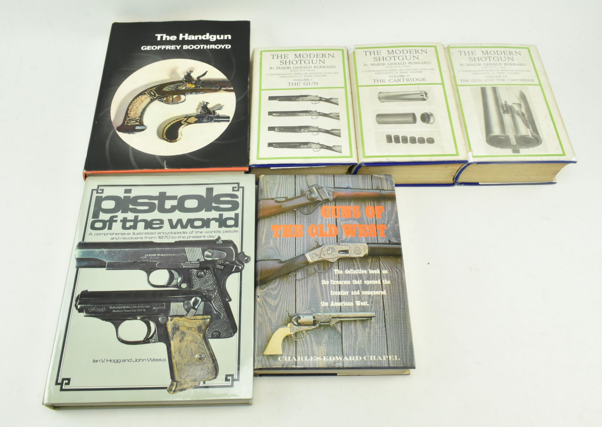 COLLECTION OF BOOKS ON THE SECOND WORLD WAR & GUNS - Bild 2 aus 5