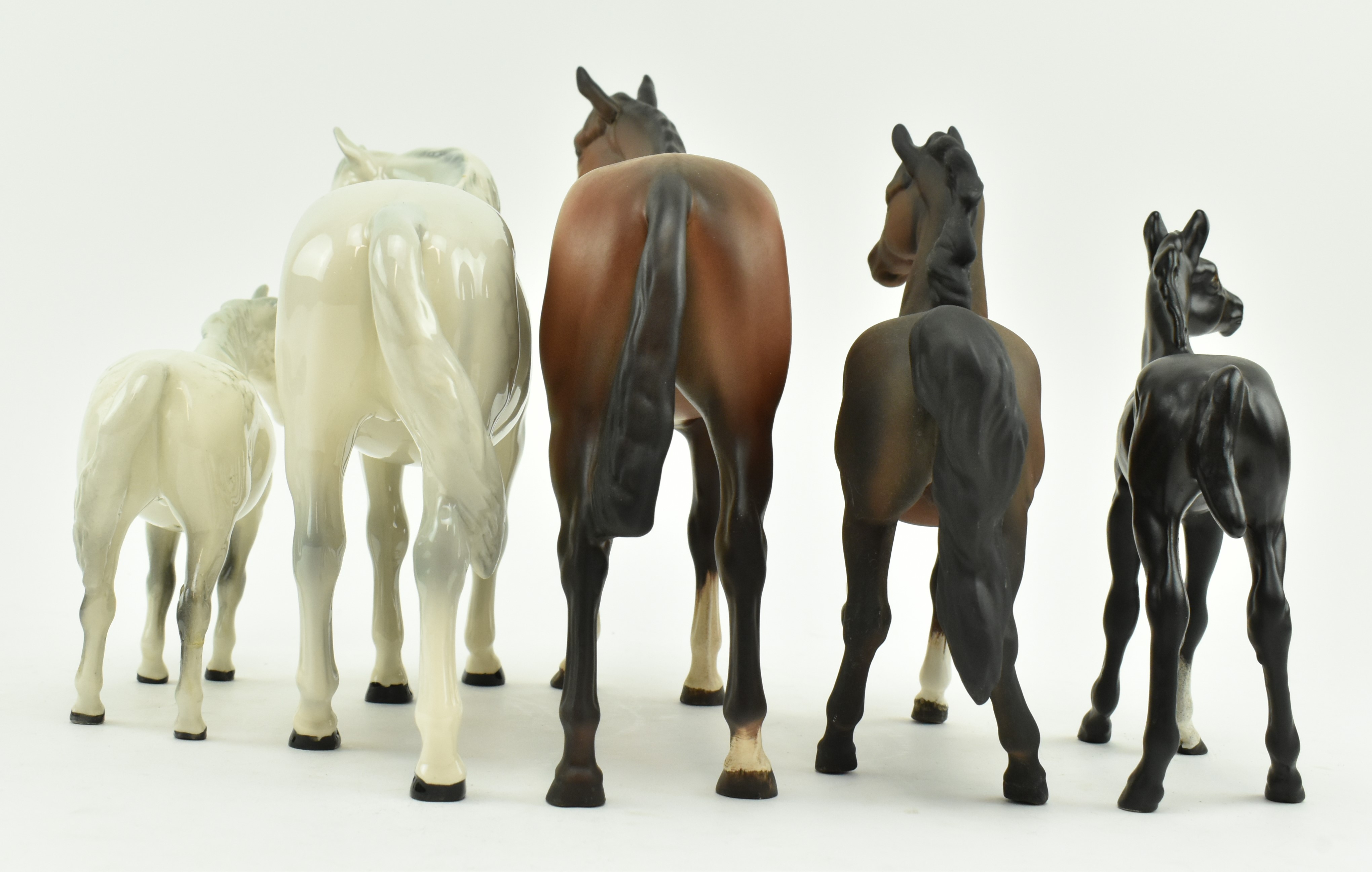 BESWICK & ROYAL DOULTON - FIVE PORCELAIN & BISQUE HORSES - Image 4 of 8