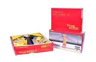 MODEL RAILWAY - COLLECTION OF HORNBY TRIANG OO GAUGE TRAINSETS