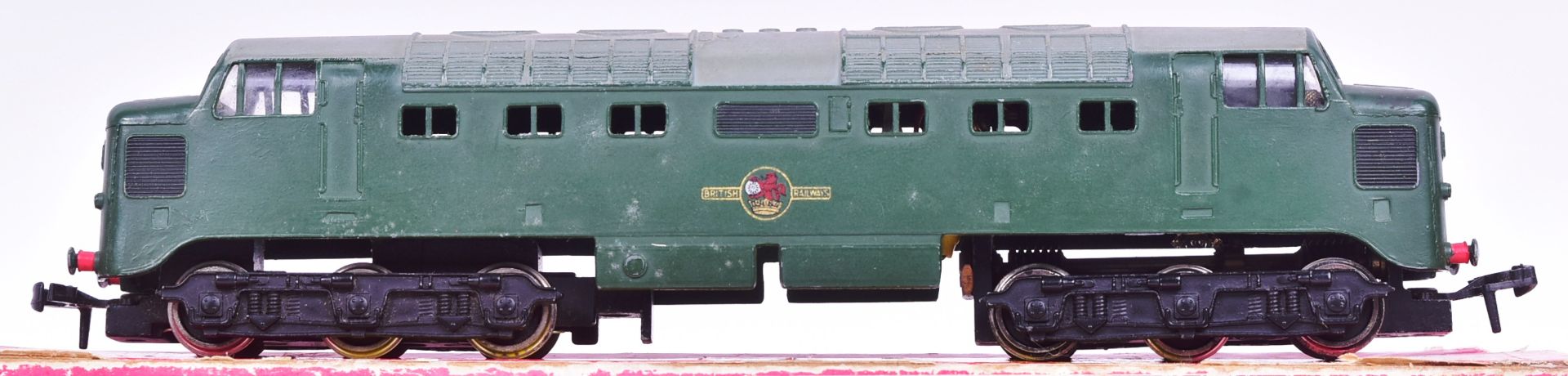 MODEL RAILWAY - TWO VINTAGE HORNBY DUBLO OO GAUGE LOCOMOTIVES - Image 3 of 5