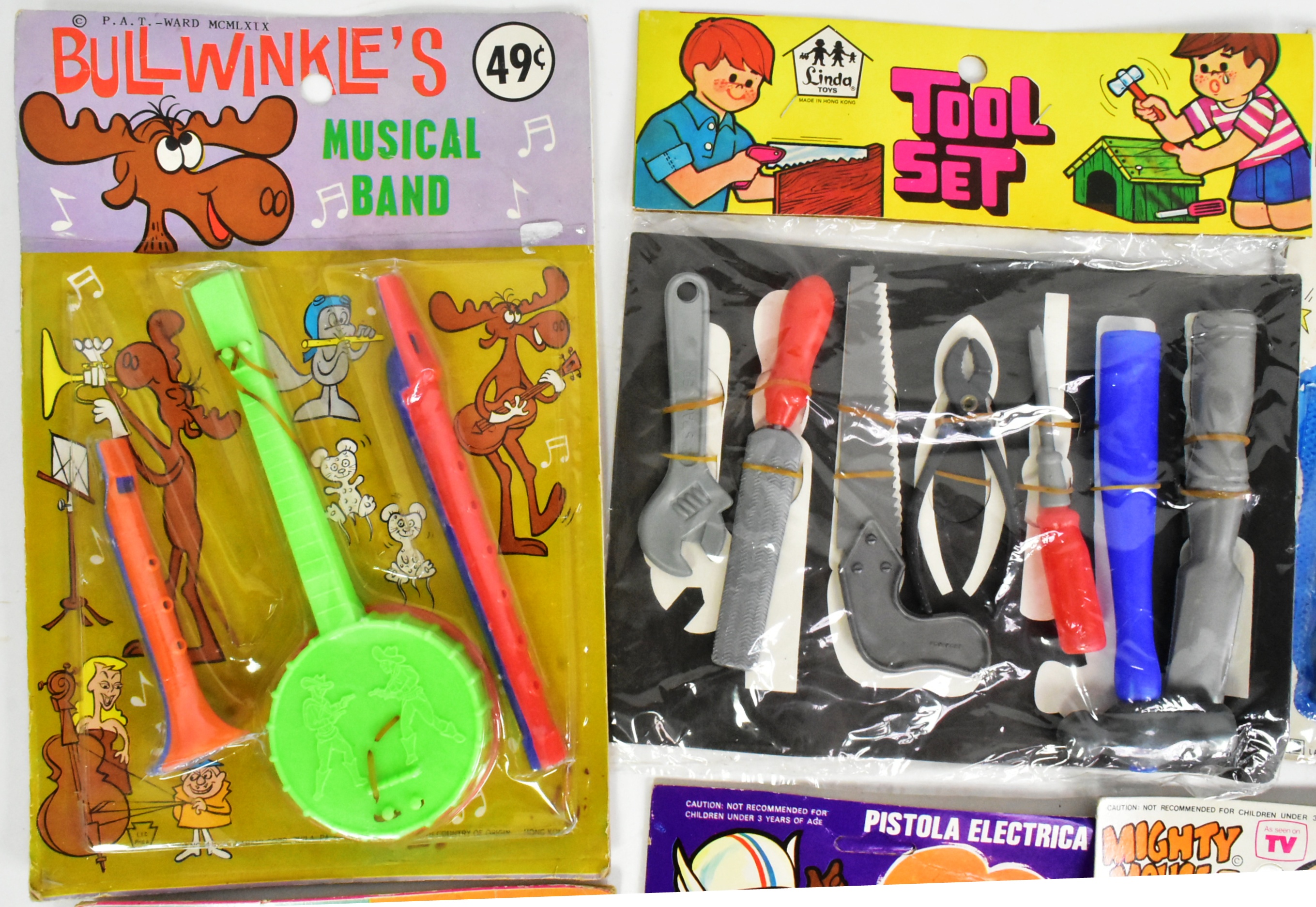 RACK PACK TOYS - COLLECTION OF ASSORTED VINTAGE TOYS - Image 4 of 5