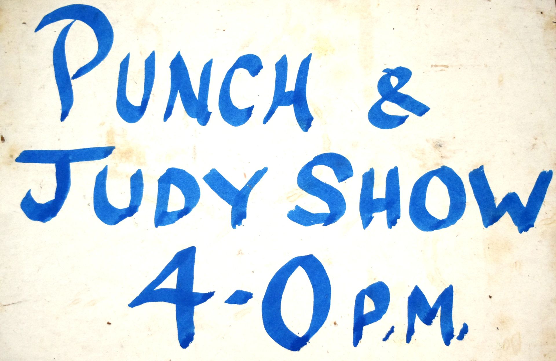 PUNCH AND JUDY - VINTAGE COMPLETE PUPPET THEATRE & PUPPETS W/PROVENANCE - Image 4 of 15