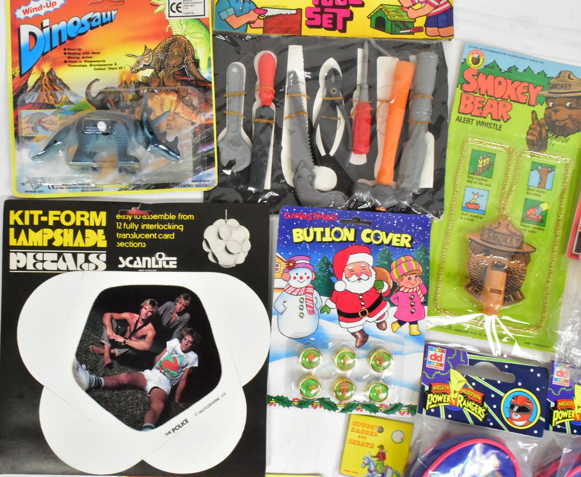 RACK PACK TOYS & NOVELTIES - COLLECTION OF ASSORTED ITEMS - Image 2 of 5