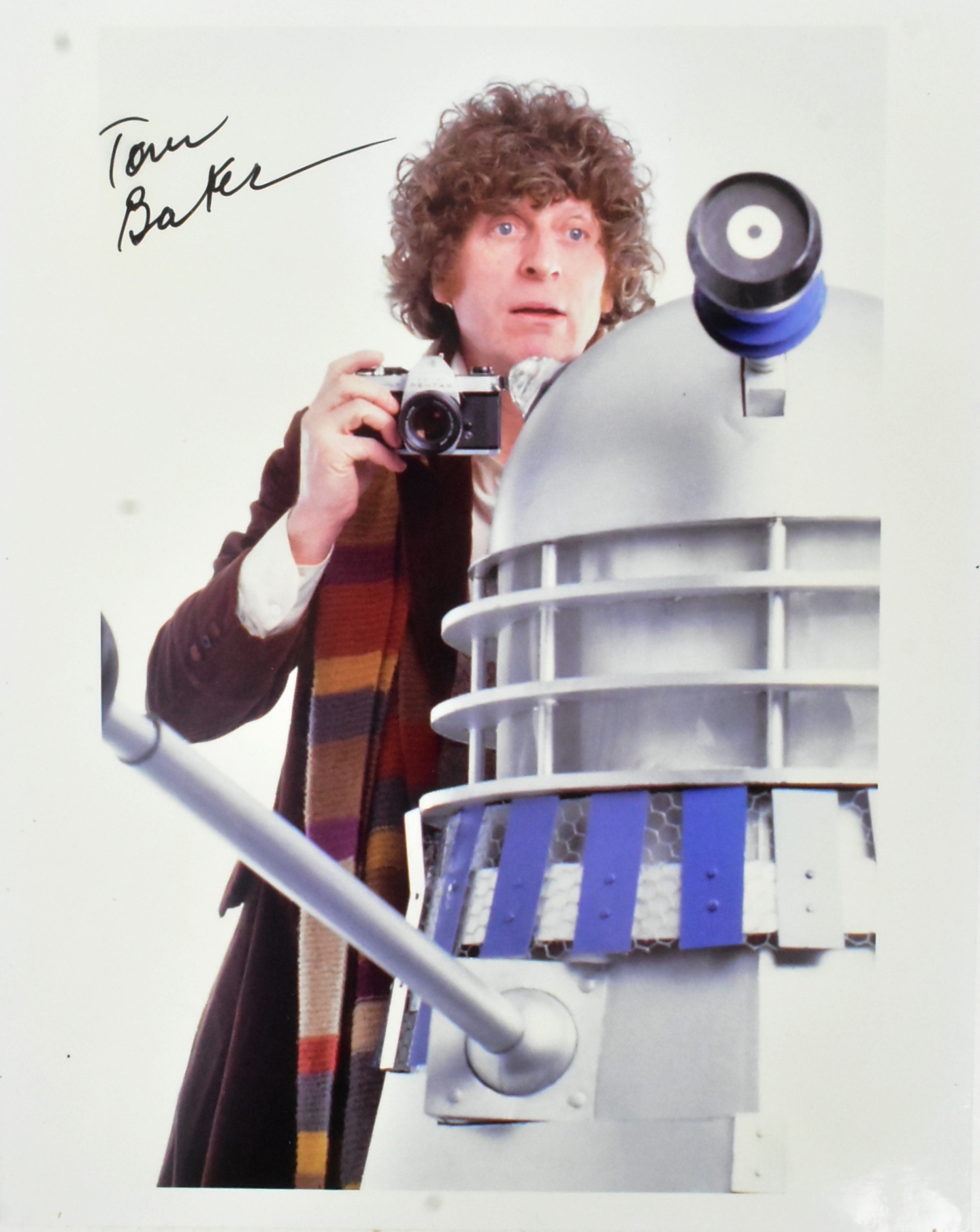 DOCTOR WHO - TOM BAKER - FOURTH DOCTOR - AUTOGRAPHED 8X10" PHOTO