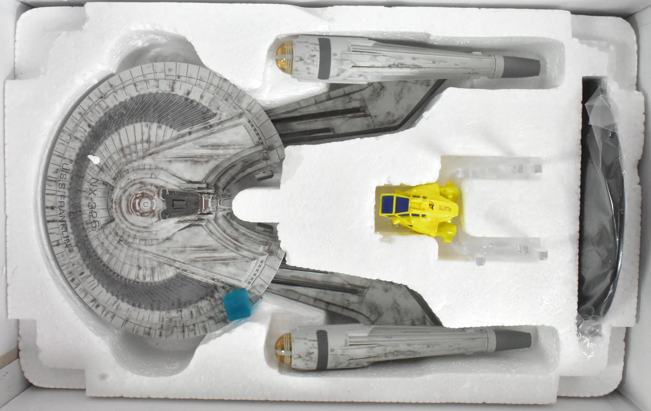 STAR TREK - EAGLEMOSS COLLECTIBLE FIGURES - Image 5 of 5