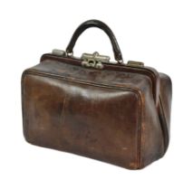 VINTAGE LEATHER GLADSTONE TRAVEL BAG