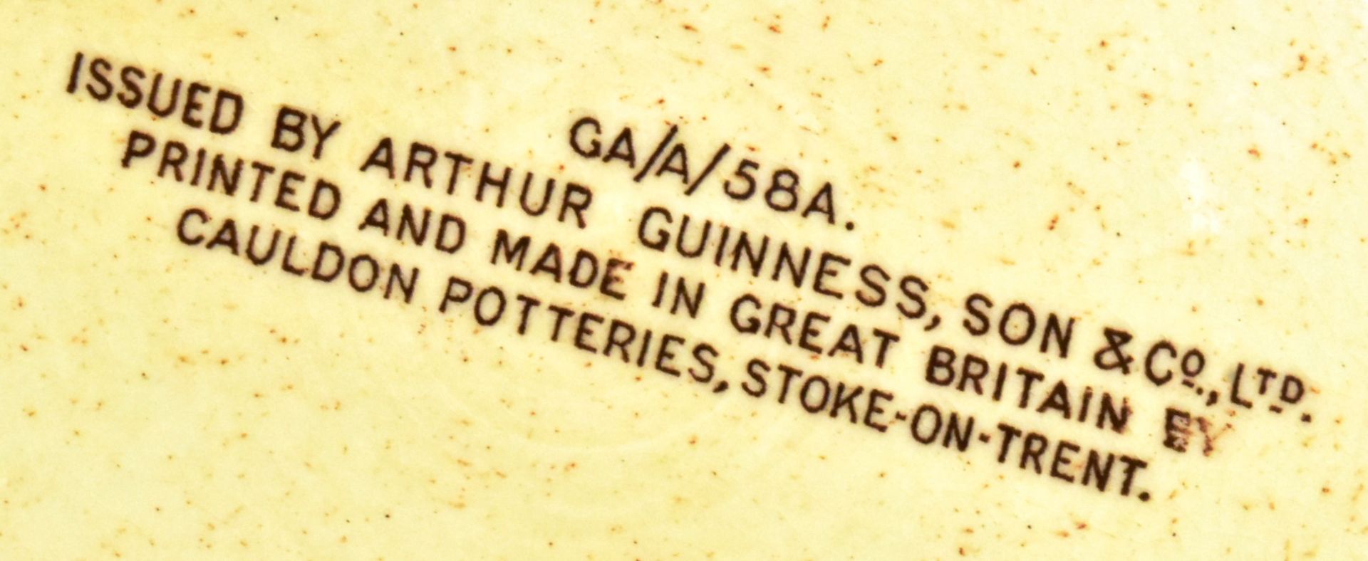 A VINTAGE POTTERY GUINNESS PUB ASH TRAY - Image 4 of 4