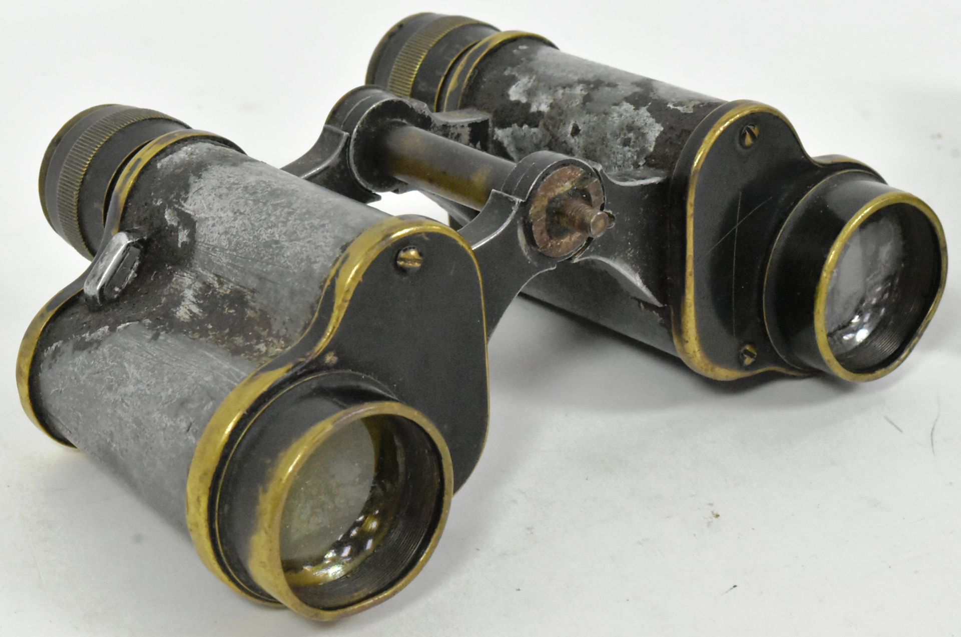 TWO PAIRS OF EARLY 20TH CENTURY BINOCULARS - Image 3 of 6