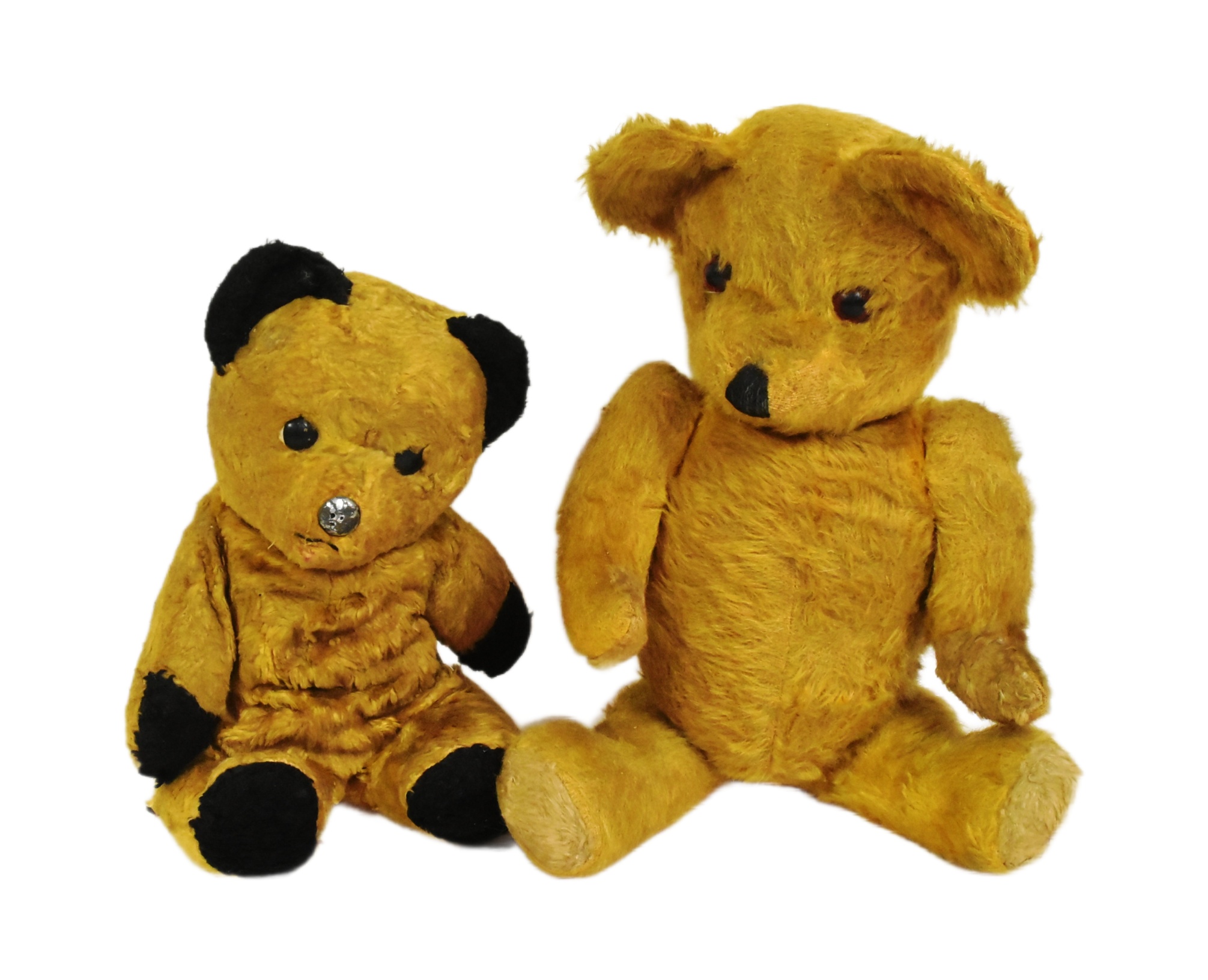 TWO VINTAGE SOFT TOY TEDDY BEARS