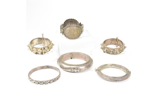 COLLECTION OF BANGLES & BRACELETS - TESTS INDICATE SILVER - Image 8 of 8