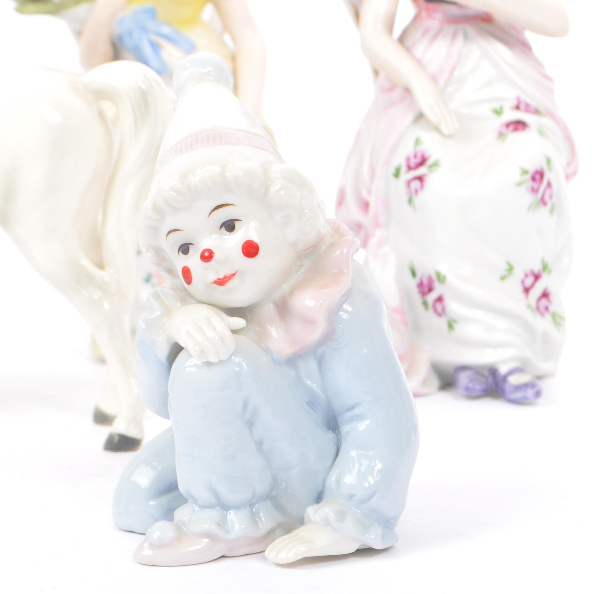 COLLECTION OF VINTAGE 20TH CENTURY PORCELAIN FIGURES - Image 4 of 12