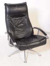 CONTEMPORARY LEATHER SWIVEL ARMCHAIR