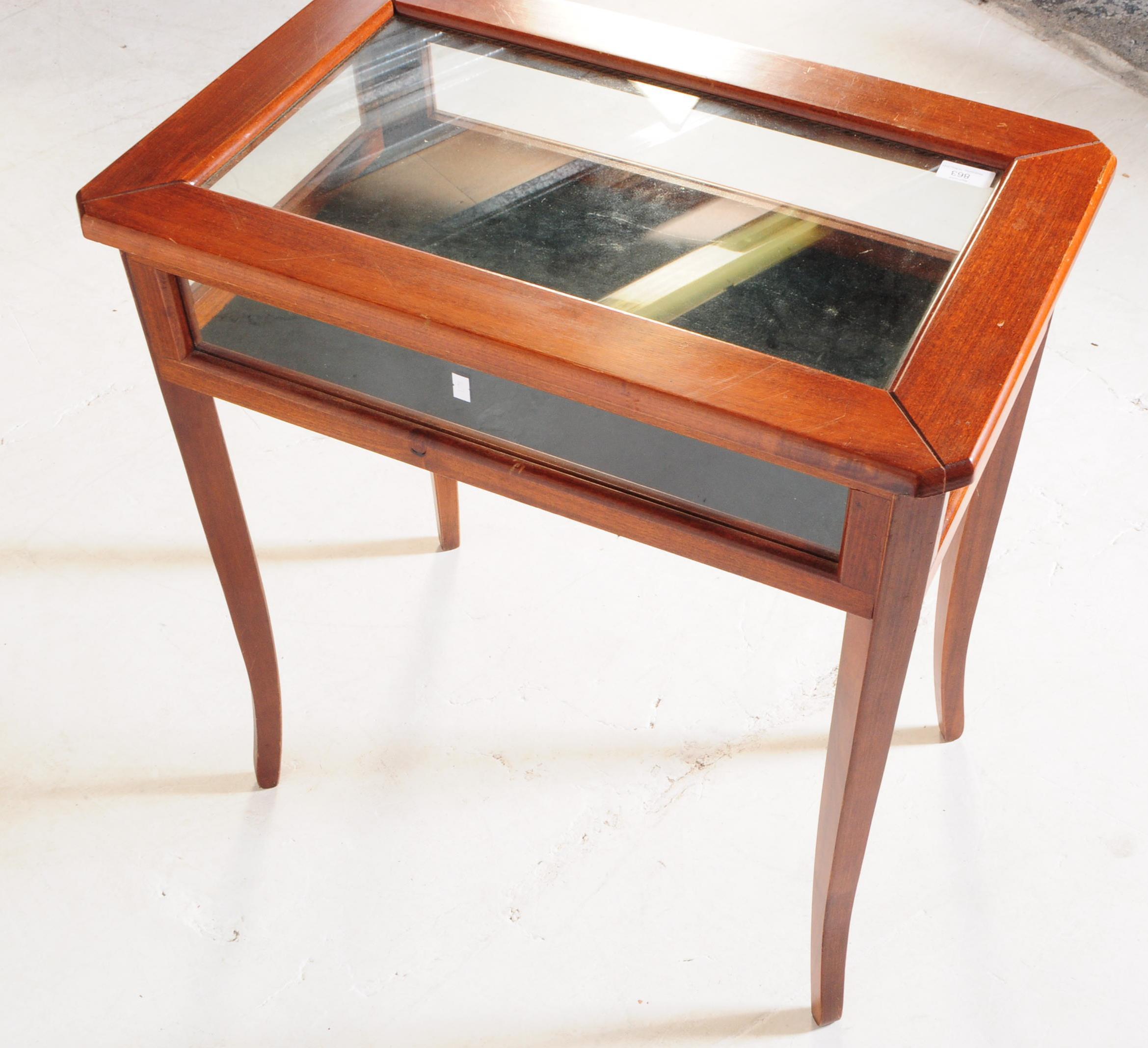 20TH CENTURY MAHOGANY BIJOUTERIE TABLE - Image 5 of 5