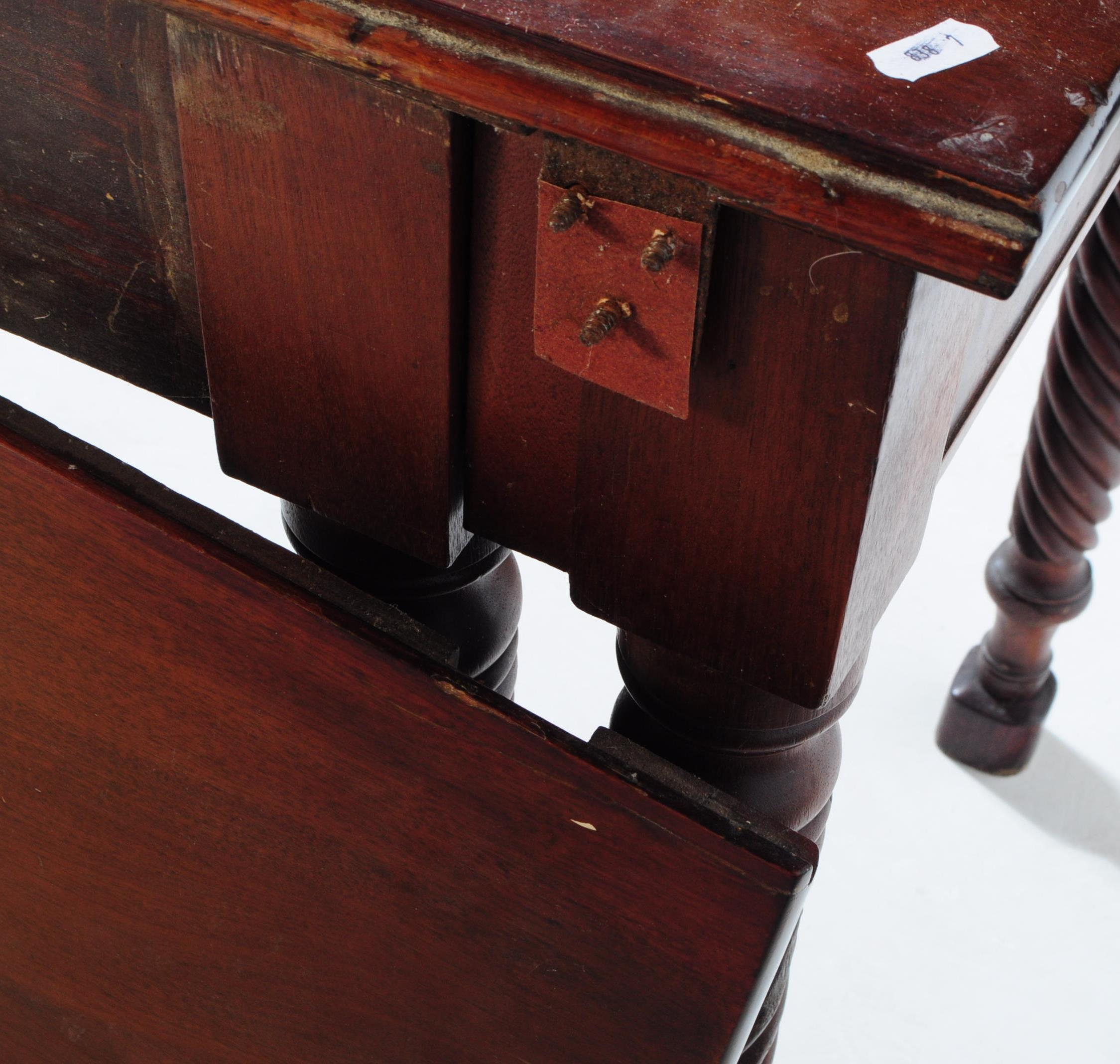 19TH CENTURY GEORGE IV BURR MAHOGANY DINING DROP LEAF TABLE - Image 3 of 25