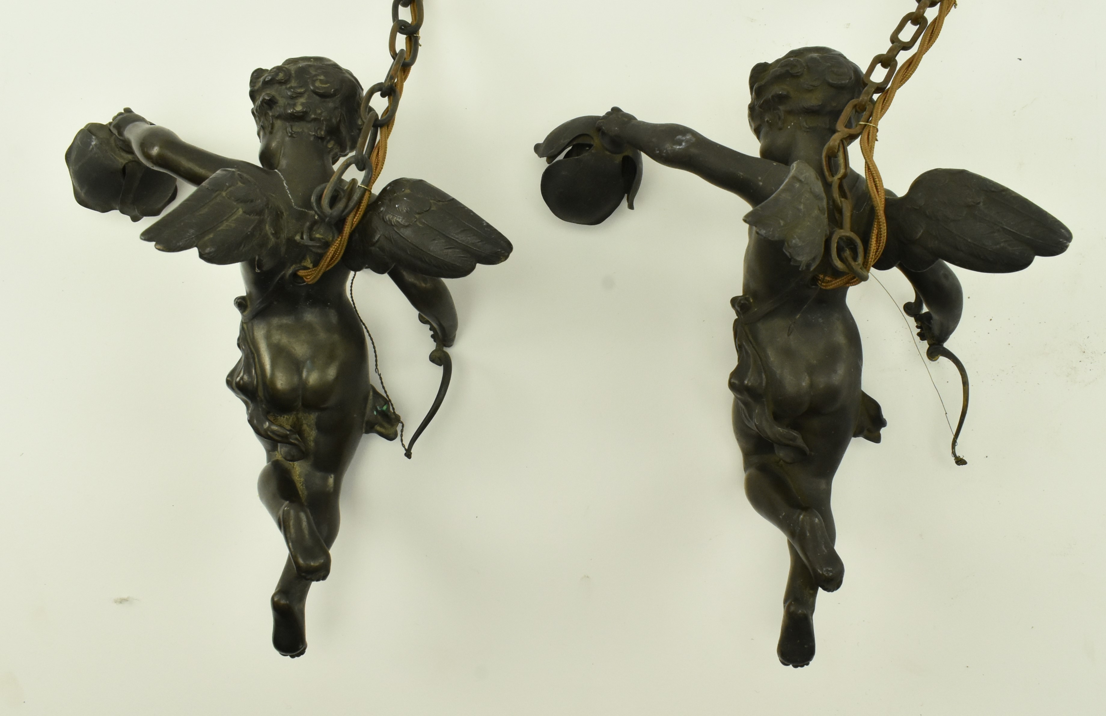 PAIR OF FRENCH CIRCA 1900 BRONZE CHERUBS WALL SCONCES - Bild 6 aus 6