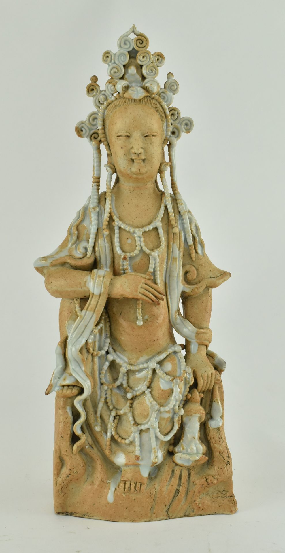 HUTIAN KILN GUANYIN BUDDHA OF MERCY STATUE - Image 2 of 9