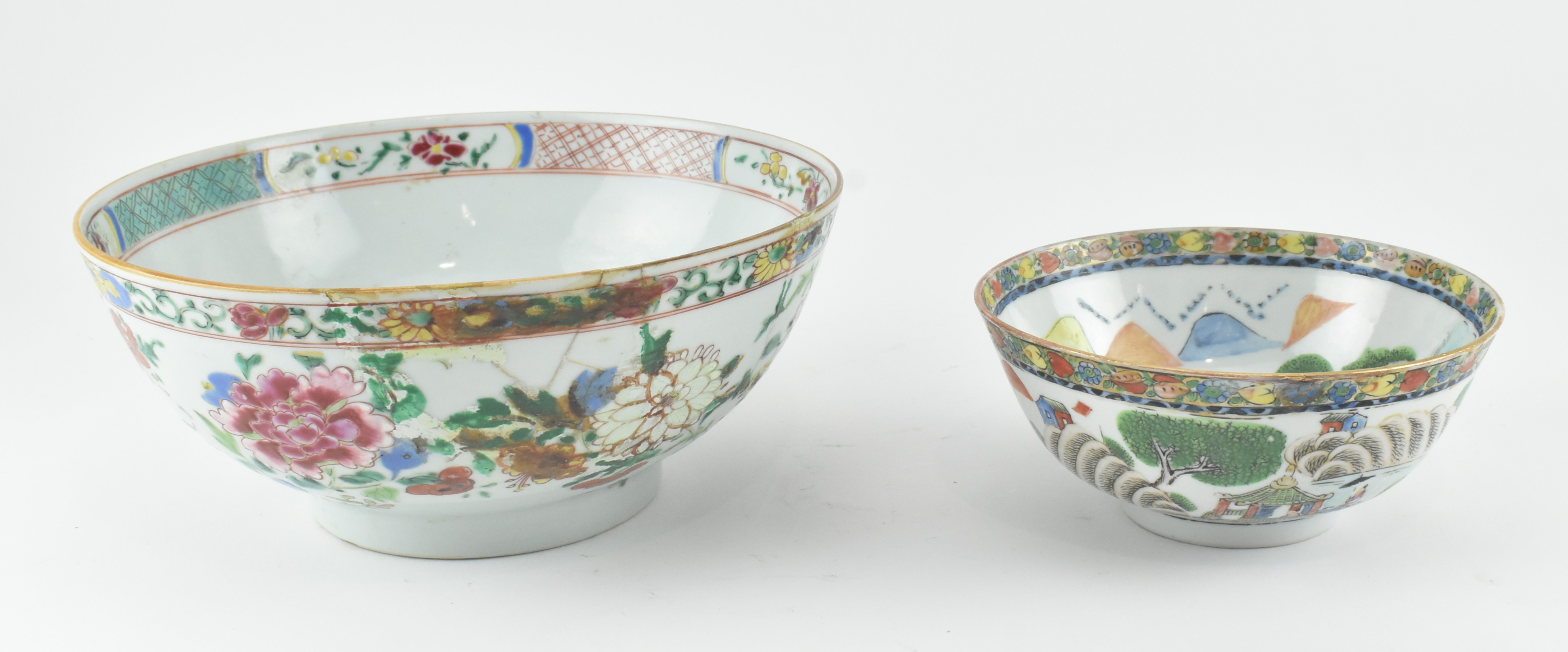 TWO QING DYNASTY FAMILLE ROSE BOWLS 清 粉彩碗