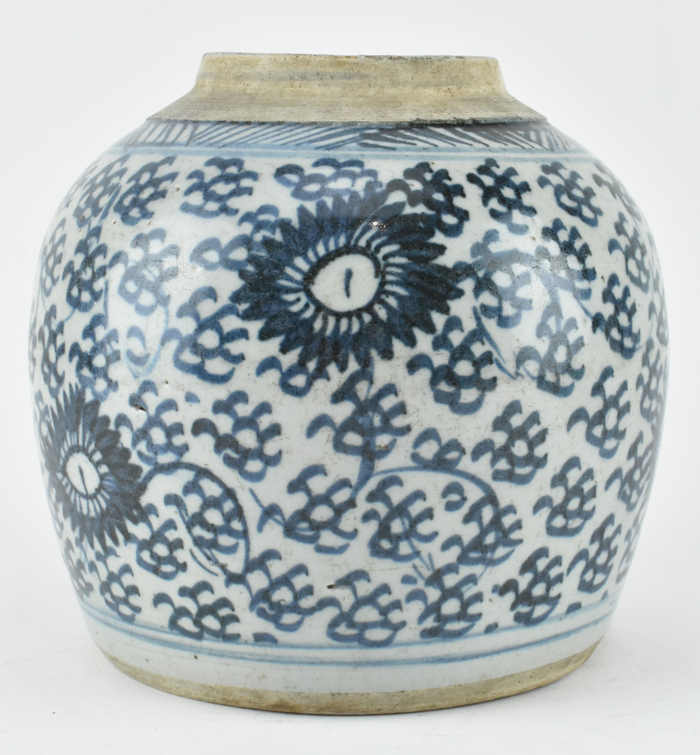 QING DYNASTY GINGER JARS 清 青花花卉纹罐 - Image 2 of 6