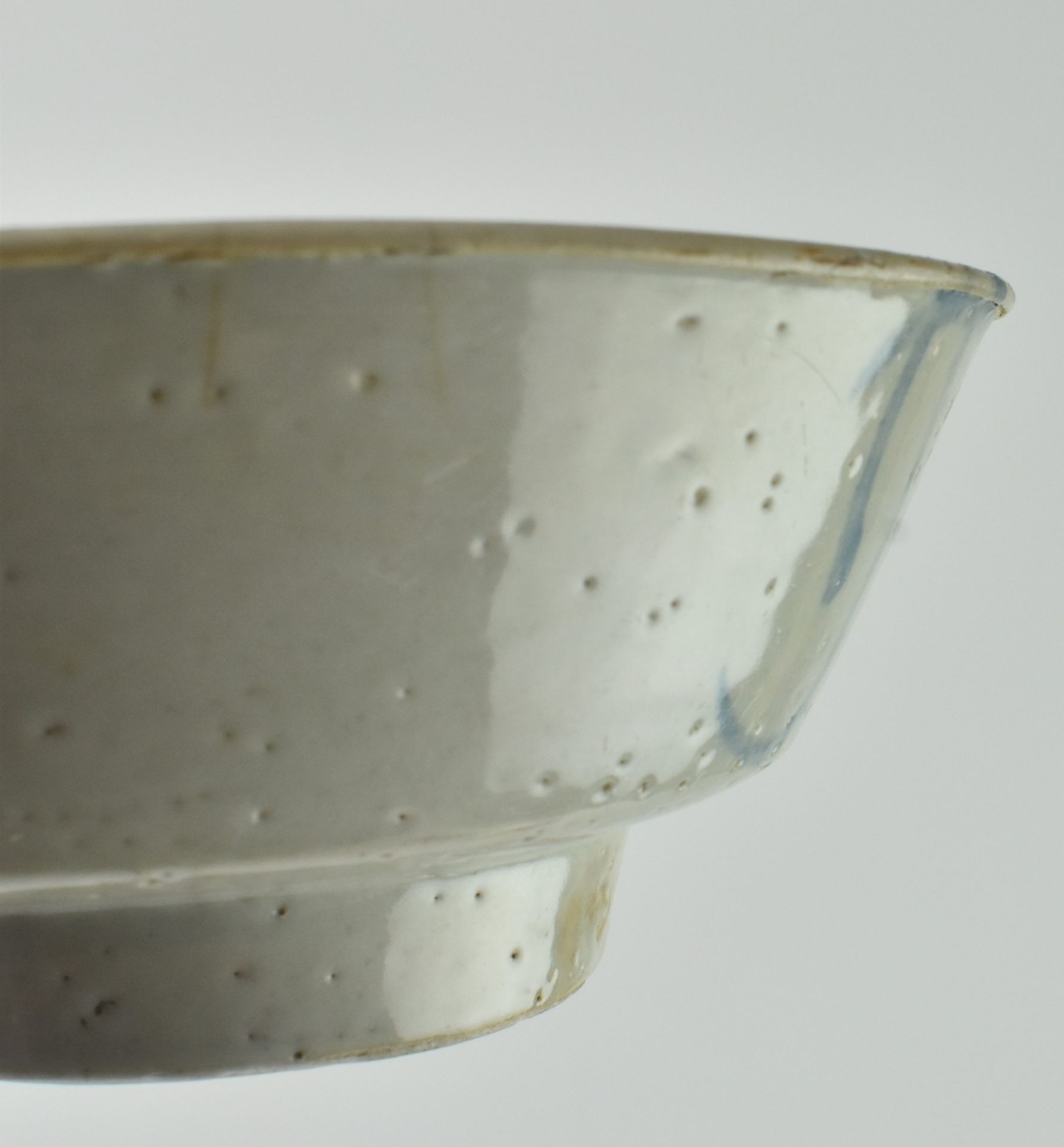 TWO ZHANGZHOU SWATOW WARE BLUE AND WHITE BOWLS 汕头碗两个 - Image 6 of 7
