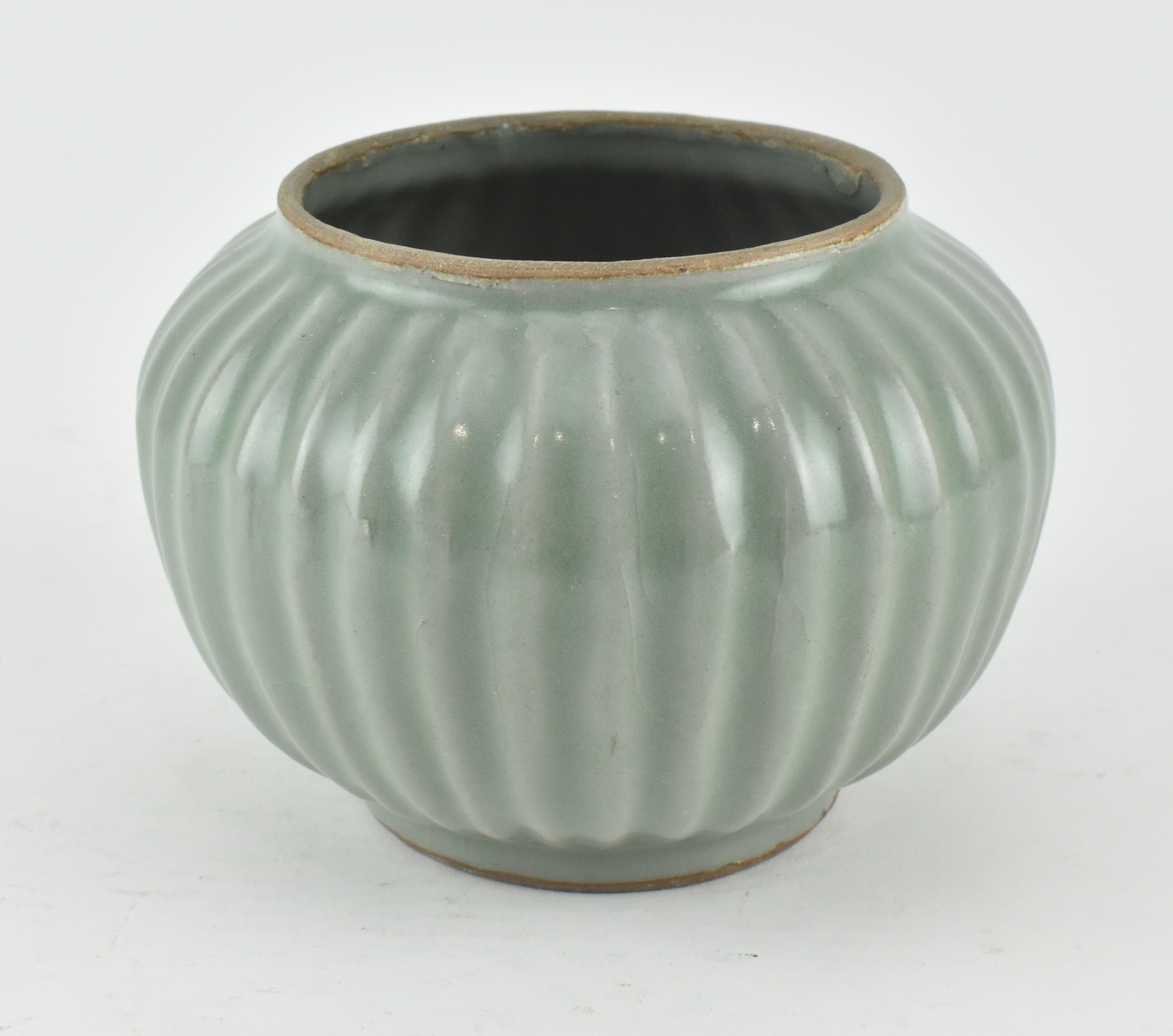 QING DYNASTY LONGQUAN CELADON RIBBED JAR 龙泉 青釉百条罐