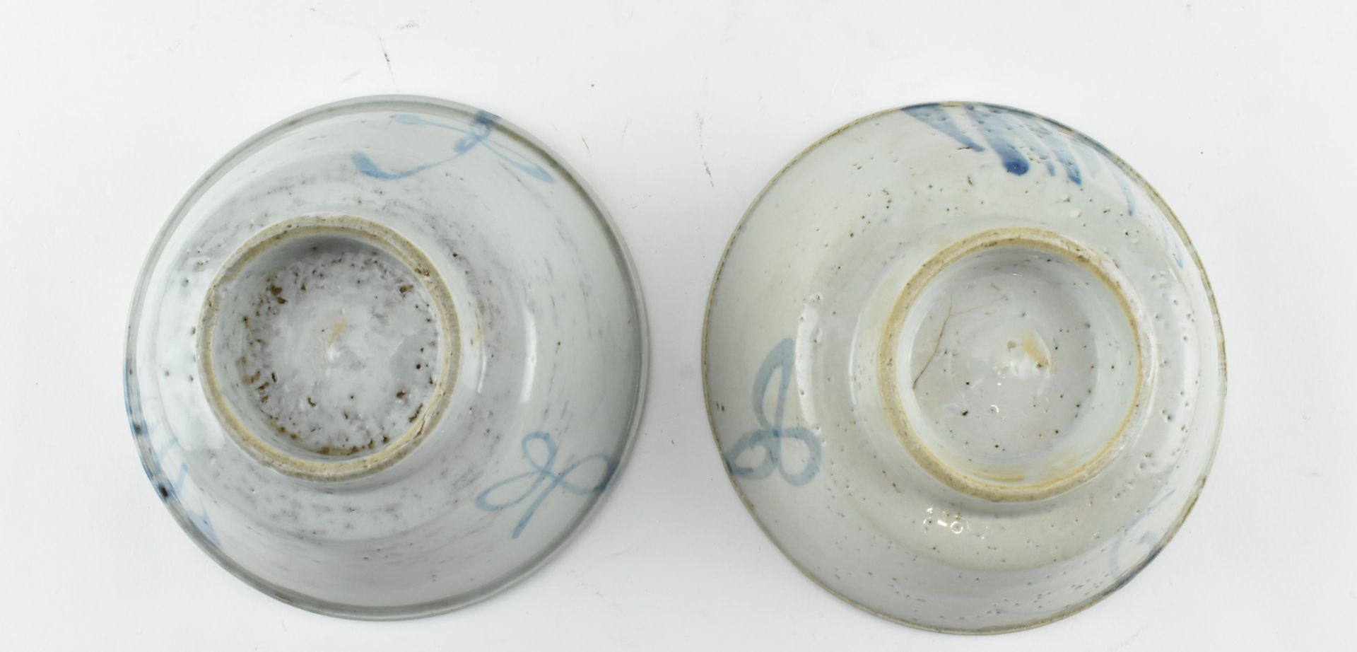 TWO ZHANGZHOU SWATOW WARE BLUE AND WHITE BOWLS 汕头碗两个 - Image 5 of 7