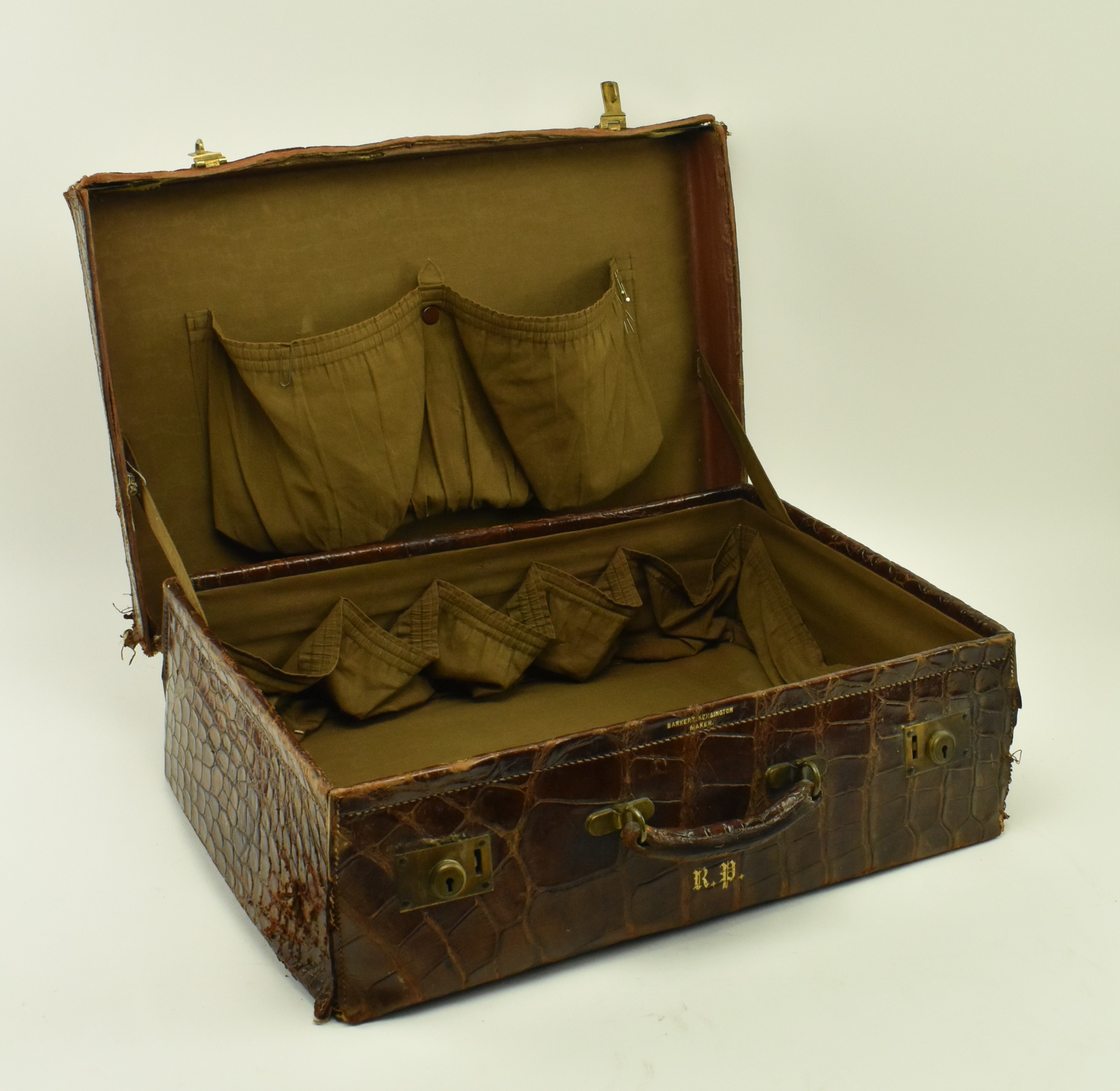 BARKERS KENSINGTON - MID CENTURY CROCODILE SKIN SUITCASE - Image 4 of 7