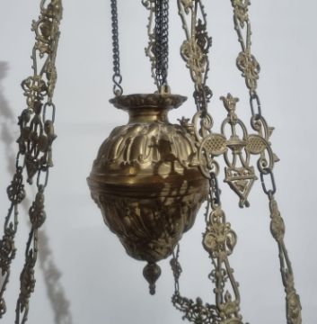 LARGE 19TH CENTURY ART NOUVEAU FRENCH BRASS CHANDELIER - Image 5 of 5