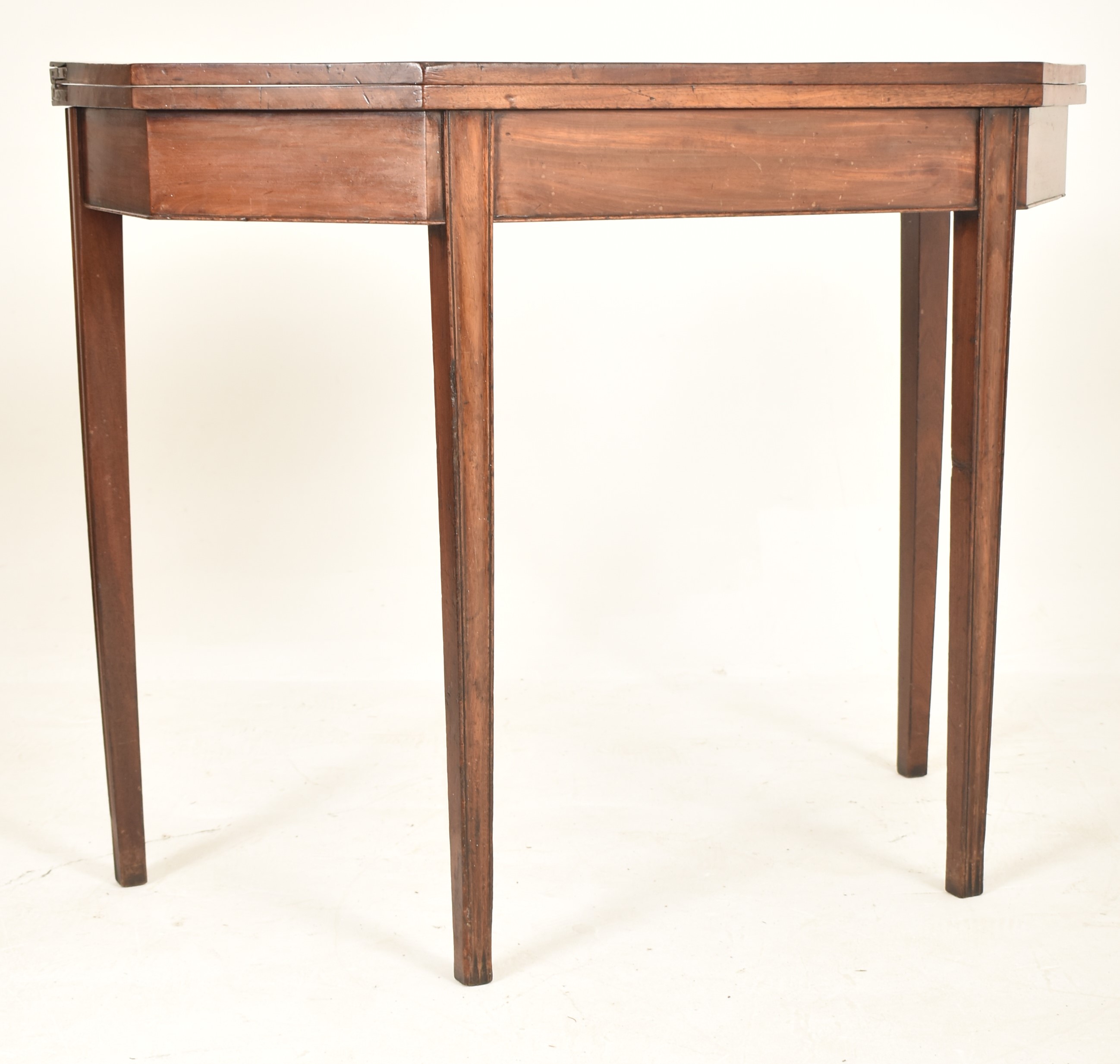 19TH CENTURY GEORGE IV MAHOGANY FOLD OVER TEA TABLE