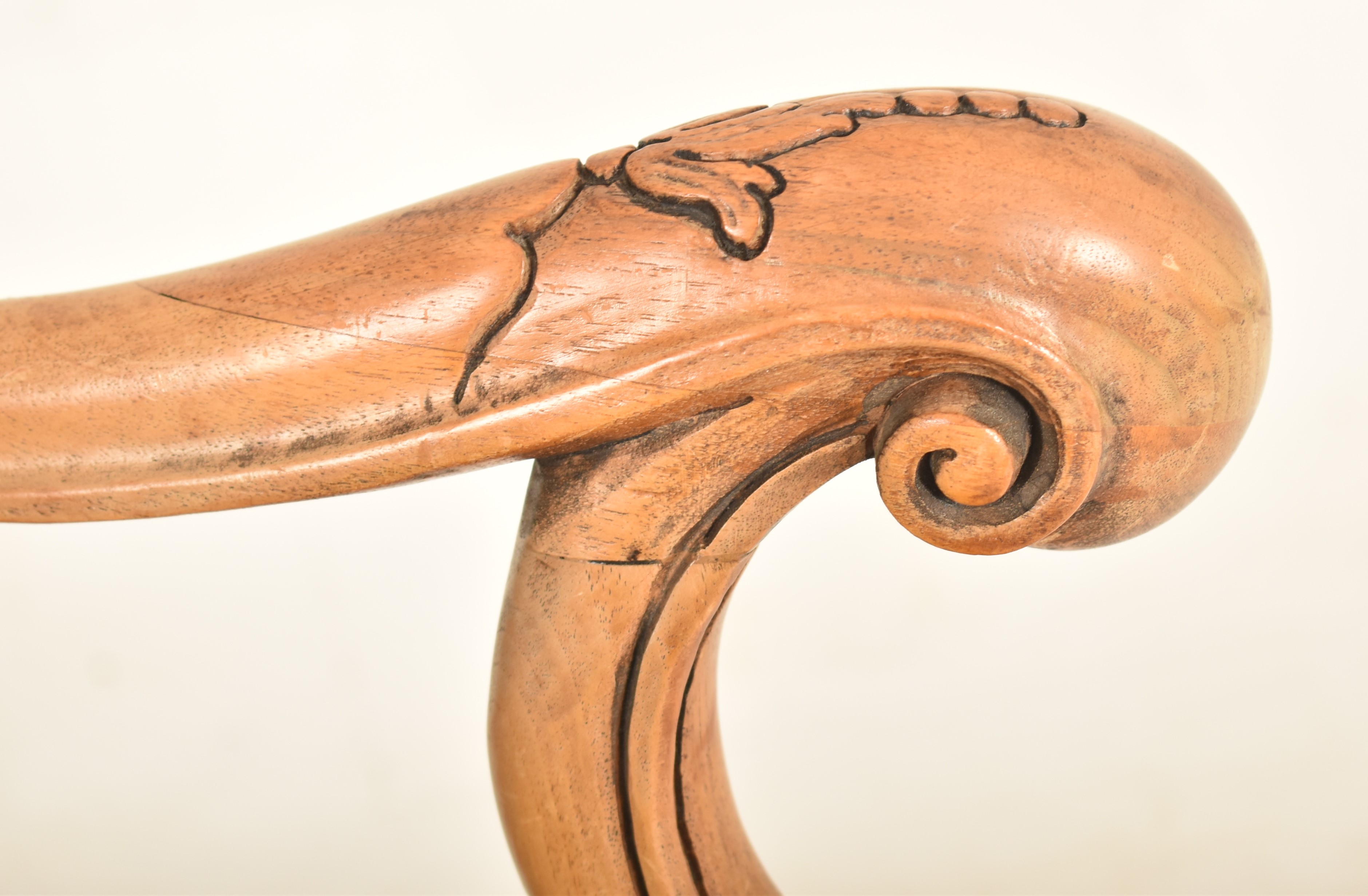 VENETIAN 18TH CENTURY STYLE CARVED WALNUT ARMCHAIR - Image 3 of 5