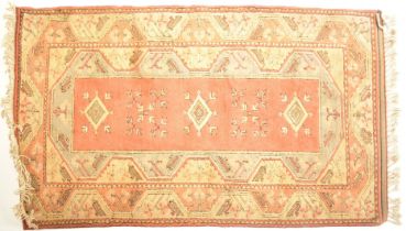 20TH CENTURY TURKISH MILAS MACHINE WOVEN WOOLEN RUG