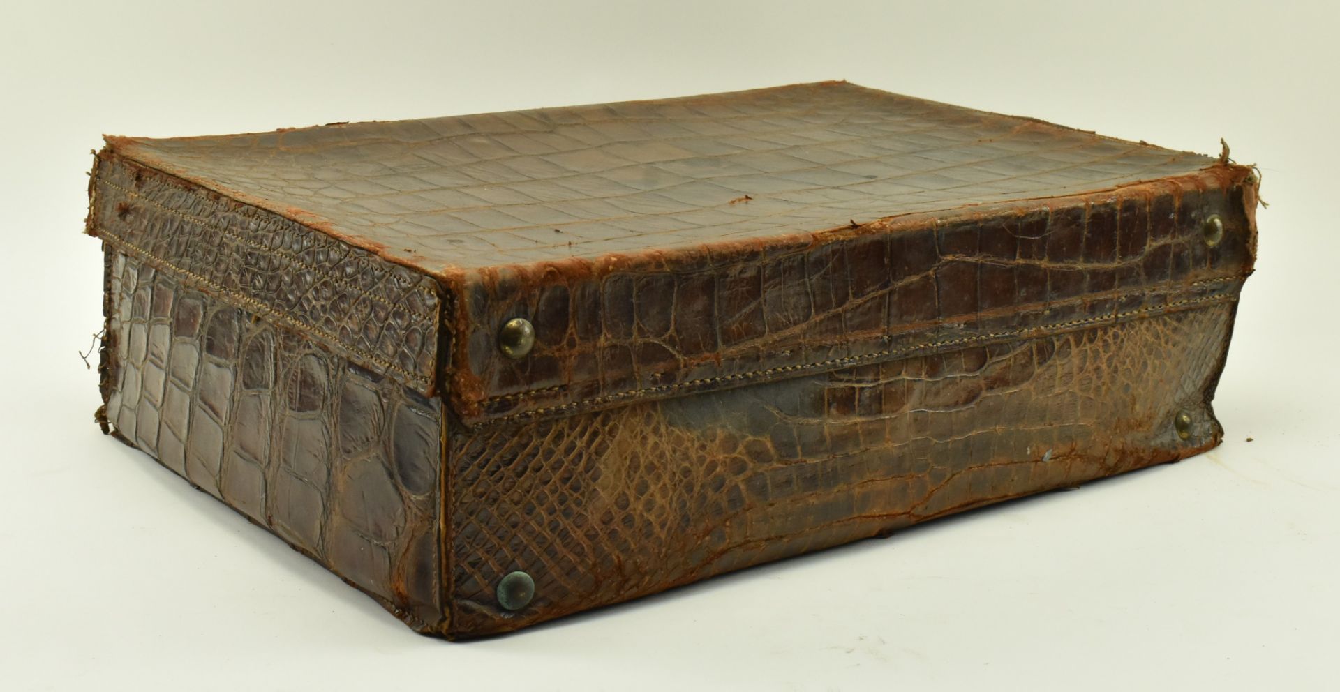 BARKERS KENSINGTON - MID CENTURY CROCODILE SKIN SUITCASE - Image 7 of 7