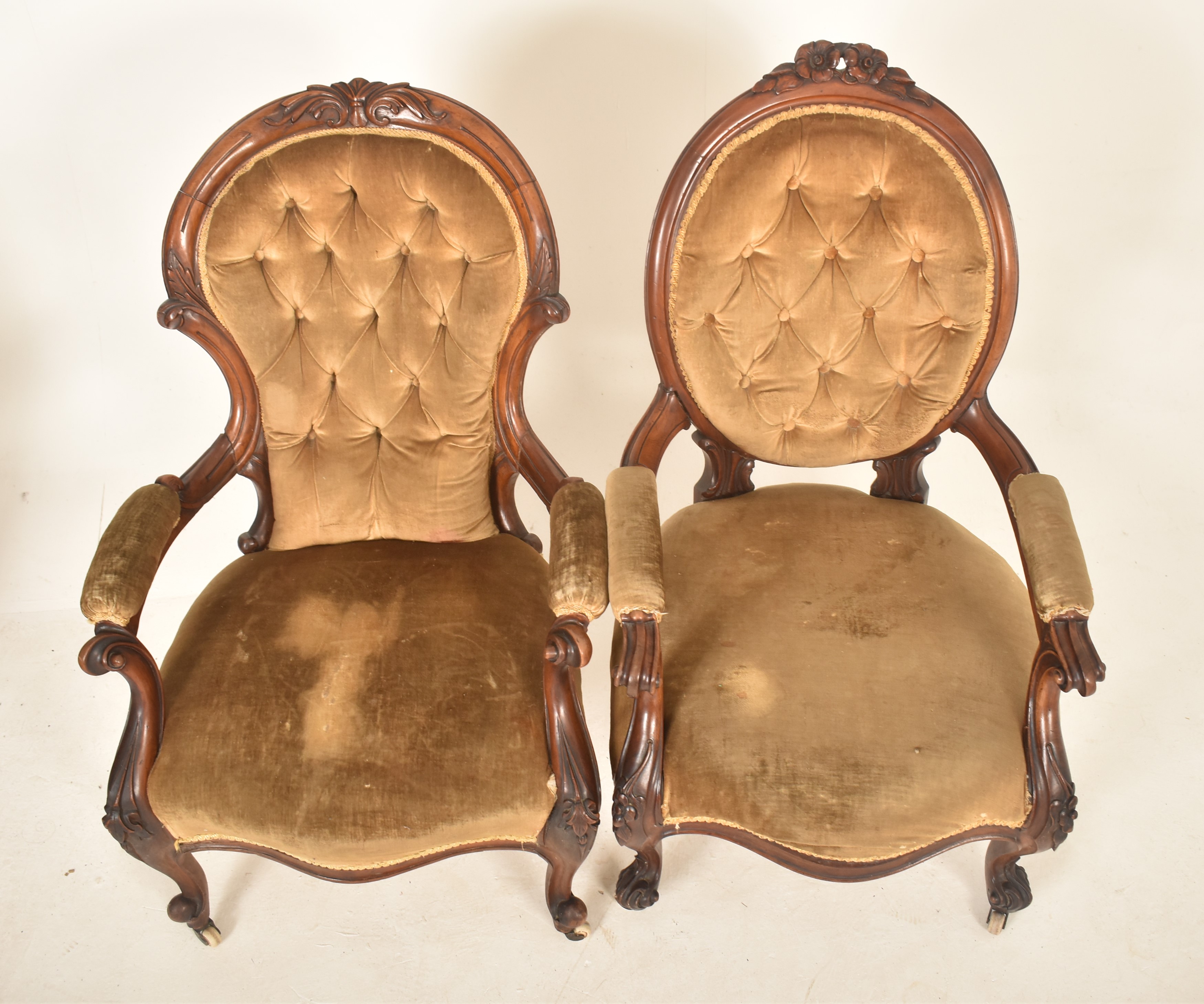 PAIR OF VICTORIAN MAHOGANY & VELVET BUTTON BACK ARMCHAIRS - Image 6 of 7