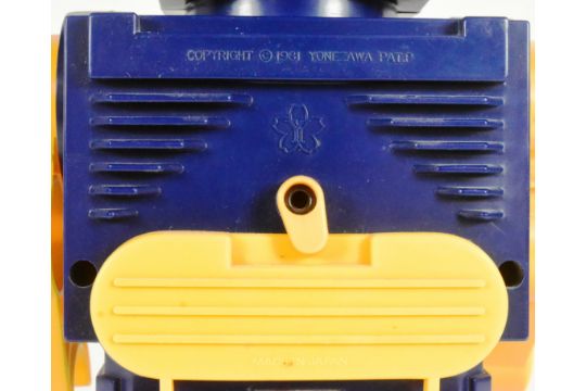 RETRO TOYS - VINTAGE 1981 JAPANESE YONEZAWA PISTON ROBOT - Image 4 of 6