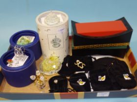 Swarovski, various items including a vase of flowers, ballet shoes on stand, Masquerade lapel pin,