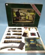 Hornby OO gauge, Silver Jubilee Pullman Set, (boxed and sealed, stain to inner card locomotive