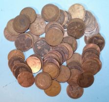 A collection of 500+ various Victorian and later pennies, mainly Elizabeth II, etc.
