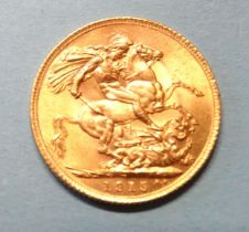 A George V 1915 sovereign.