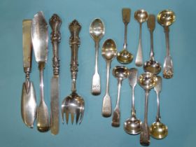 Eight various silver fiddle pattern mustard spoons, a silver fish knife and other items, weighable